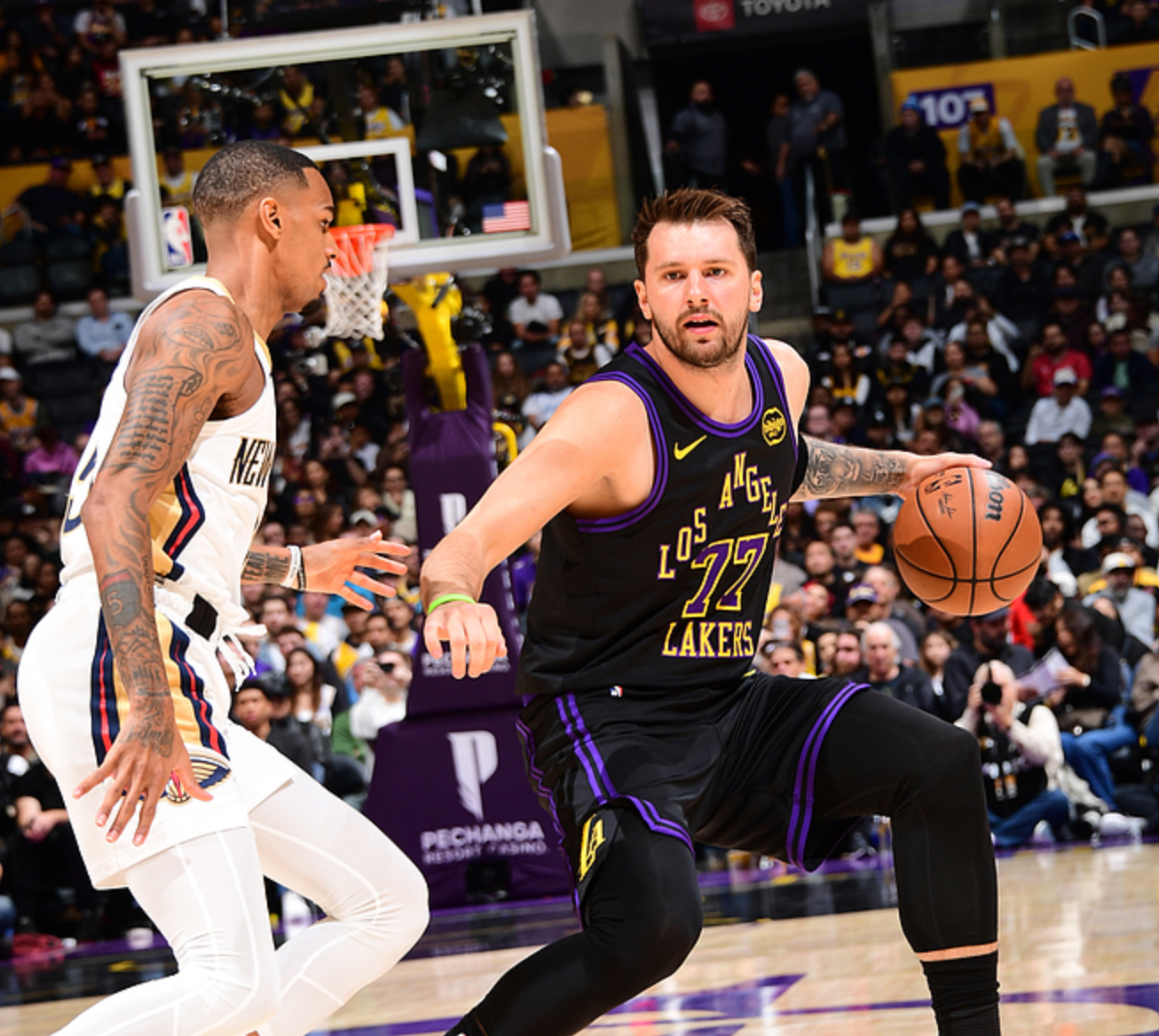 kaiyun.com-湖人110-101击败鹈鹕！东契奇创50年队史纪录，老詹创3个NBA纪录